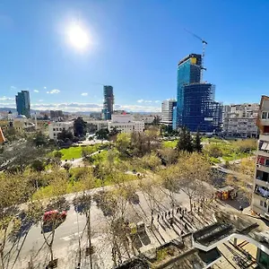 Scanderbeg Square 2br Appartamento