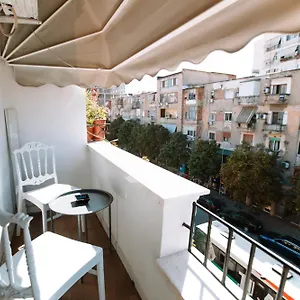 Barrikada Str Modern - The Nest Appartamento