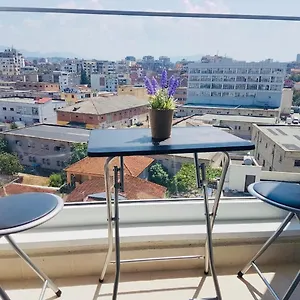 Rovena's - Free Parking Appartamento Tirana